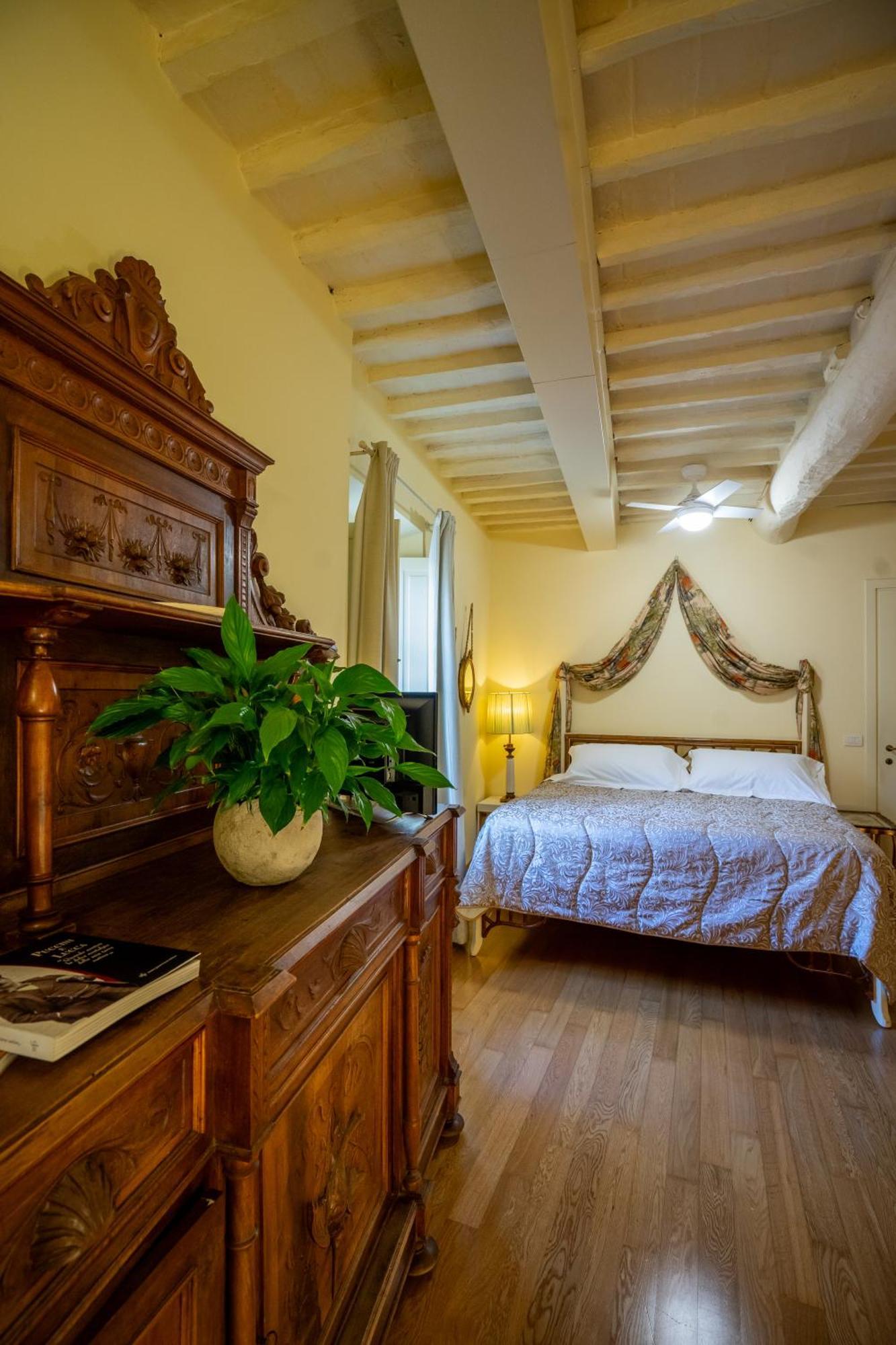 Palazzo Rocchi - Residenza D'Epoca Bed & Breakfast Lucca Ngoại thất bức ảnh